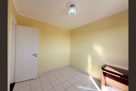 Apartamento à venda com 100m², 3 quartos e 2 vagasQuarto 2