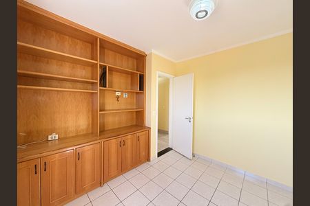 Apartamento à venda com 100m², 3 quartos e 2 vagasQuarto 2