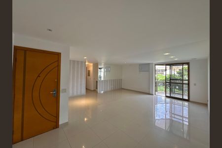 Sala de apartamento para alugar com 3 quartos, 160m² em Recreio dos Bandeirantes, Rio de Janeiro