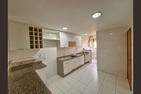 Apartamento para alugar com 160m², 3 quartos e 3 vagasCozinha e Área de Serviço