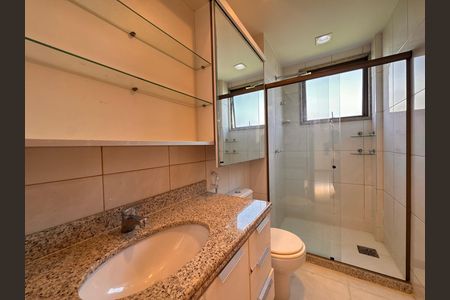 Apartamento para alugar com 160m², 3 quartos e 3 vagasSuíte - Banheiro