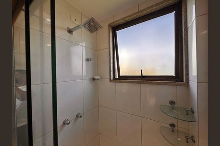 Apartamento para alugar com 160m², 3 quartos e 3 vagasSuíte - Banheiro