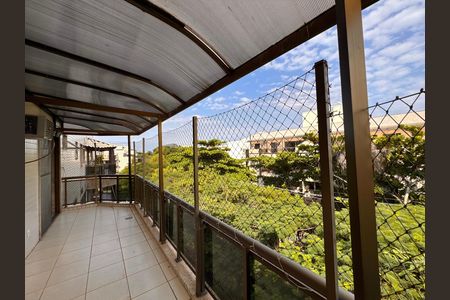 Apartamento para alugar com 160m², 3 quartos e 3 vagasVaranda