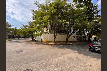 Apartamento para alugar com 160m², 3 quartos e 3 vagasFachada