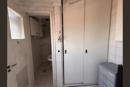 Apartamento à venda com 68m², 1 quarto e 1 vaga