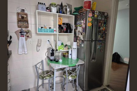 Casa de Condomínio à venda com 3 quartos, 115m² em Jardim das Esmeraldas, São Paulo