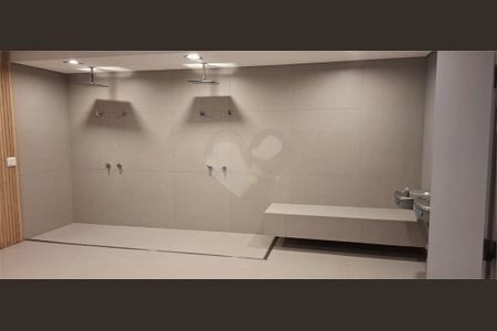 Apartamento à venda com 180m², 3 quartos e 1 vaga