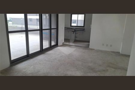 Apartamento à venda com 180m², 3 quartos e 1 vaga