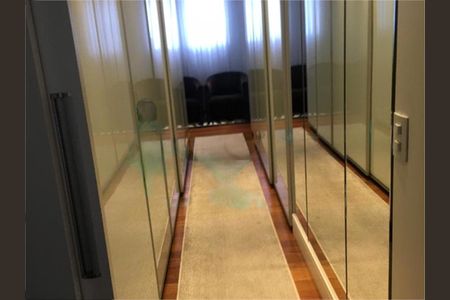 Apartamento à venda com 220m², 4 quartos e 4 vagas