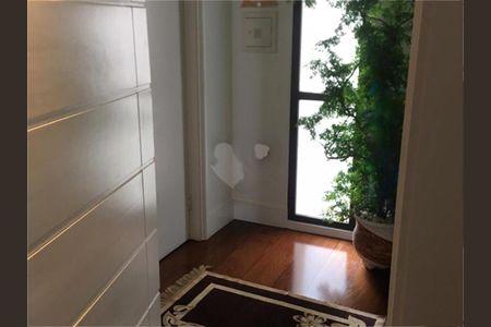 Apartamento à venda com 220m², 4 quartos e 4 vagas