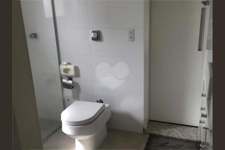 Apartamento à venda com 220m², 4 quartos e 4 vagas