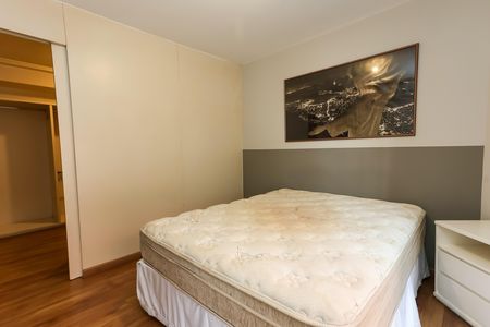 Apartamento para alugar com 130m², 1 quarto e 2 vagas Apartamento para alugar com 130m², 1 quarto e 2 vagassuíte