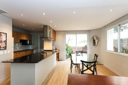 Apartamento para alugar com 130m², 1 quarto e 2 vagas Apartamento para alugar com 130m², 1 quarto e 2 vagasSala