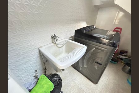 Casa de condomínio para alugar com 197m², 3 quartos e 4 vagasÁrea de Serviço