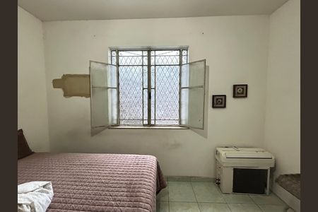 Casa de condomínio para alugar com 197m², 3 quartos e 4 vagasQuarto 3
