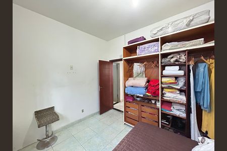 Casa de condomínio para alugar com 197m², 3 quartos e 4 vagasQuarto 3