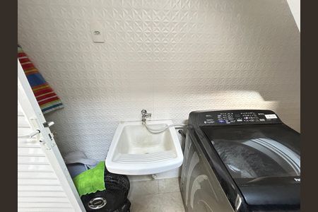 Casa de condomínio para alugar com 197m², 3 quartos e 4 vagasÁrea de Serviço