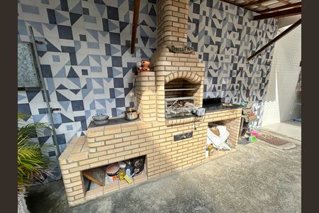 Casa de condomínio para alugar com 197m², 3 quartos e 4 vagasChurrasqueira