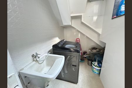 Casa de condomínio para alugar com 197m², 3 quartos e 4 vagasÁrea de Serviço