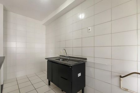 Cozinha de apartamento para alugar com 2 quartos, 44m² em Cidade Ocian, Praia Grande