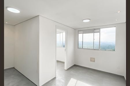 Apartamento para alugar com 33m², 2 quartos e sem vaga Apartamento para alugar com 33m², 2 quartos e sem vagaSala