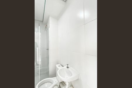 Apartamento para alugar com 33m², 2 quartos e sem vaga Apartamento para alugar com 33m², 2 quartos e sem vagaBanheiro