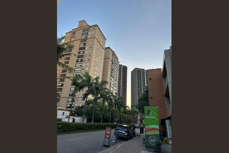 Apartamento à venda com 2 quartos, 81m² em Alphaville Empresarial, Barueri