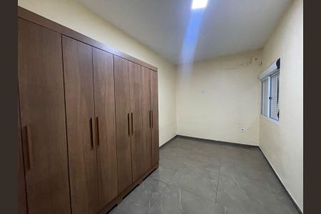Quarto de casa à venda com 3 quartos, 130m² em São José, Canoas