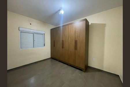 Quarto de casa à venda com 3 quartos, 130m² em São José, Canoas