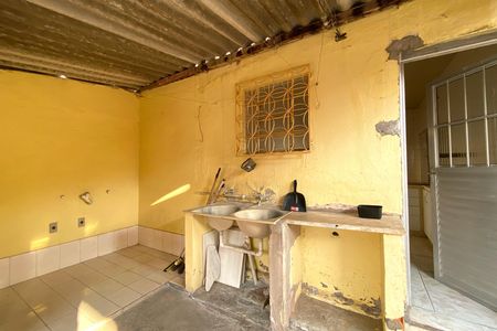Casa à venda com 420m², 4 quartos e 1 vagaÁrea de Serviço