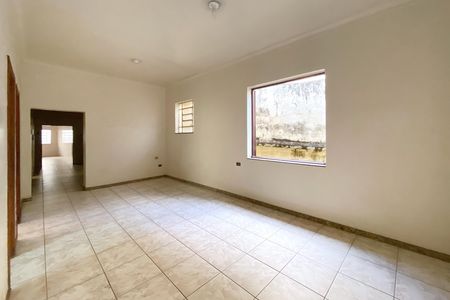Casa à venda com 420m², 4 quartos e 1 vagaSala