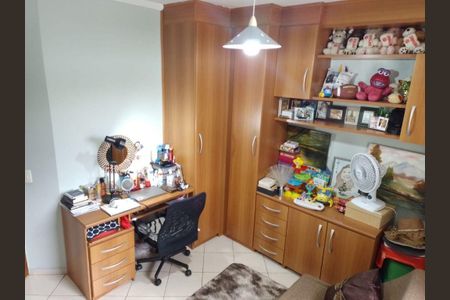 Casa à venda com 97m², 3 quartos e 2 vagas