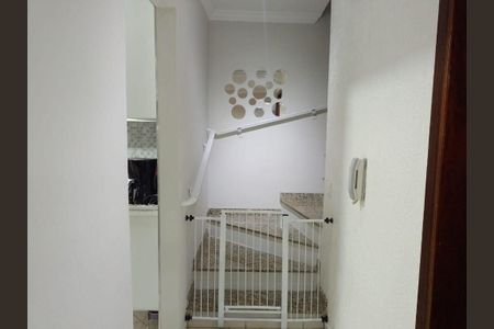 Casa à venda com 97m², 3 quartos e 2 vagas