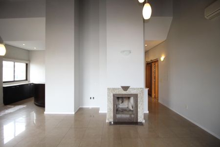 Apartamento para alugar com 242m², 3 quartos e 3 vagasCobertura