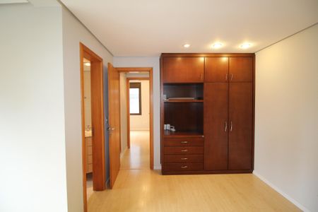 Apartamento para alugar com 242m², 3 quartos e 3 vagasSuíte 2