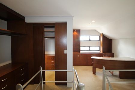Apartamento para alugar com 242m², 3 quartos e 3 vagasSuíte 3