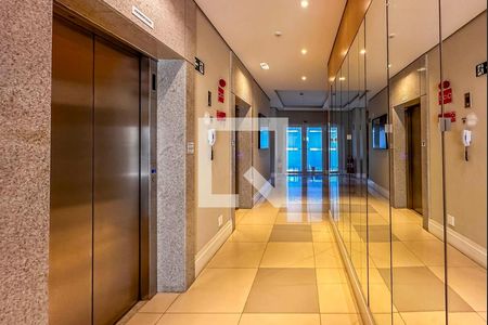 Apartamento para alugar com 73m², 2 quartos e 2 vagas Apartamento para alugar com 73m², 2 quartos e 2 vagasElevadores