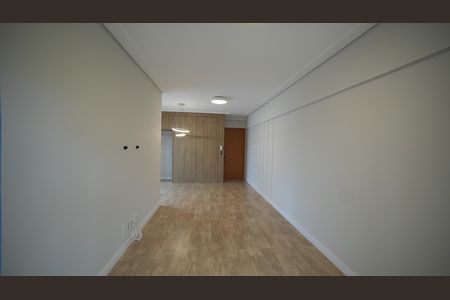 Sala de apartamento para alugar com 2 quartos, 73m² em Vila Eldizia, Santo André