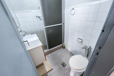 Banheiro  de apartamento para alugar com 1 quarto, 49m² em Centro, Rio de Janeiro