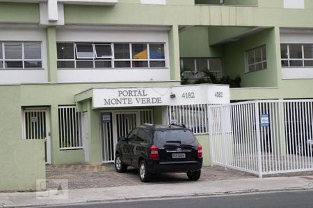 Apartamento para alugar com 60m², 2 quartos e 1 vaga Apartamento para alugar com 60m², 2 quartos e 1 vagaFachada e portaria