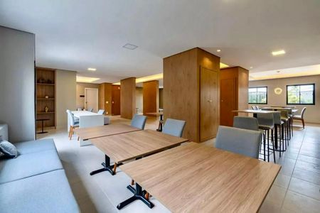 Apartamento para alugar com 39m², 2 quartos e 1 vaga Apartamento para alugar com 39m², 2 quartos e 1 vagaÁrea comum - Salão de festas