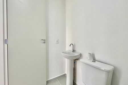 Apartamento para alugar com 39m², 2 quartos e 1 vaga Apartamento para alugar com 39m², 2 quartos e 1 vagaBanheiro