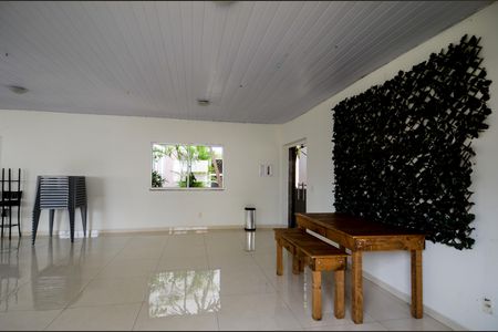 Apartamento para alugar com 43m², 2 quartos e 1 vagaÁrea comum - Salão de festas