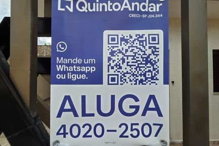 Casa para alugar com 70m², 2 quartos e 2 vagas Casa para alugar com 70m², 2 quartos e 2 vagasQR