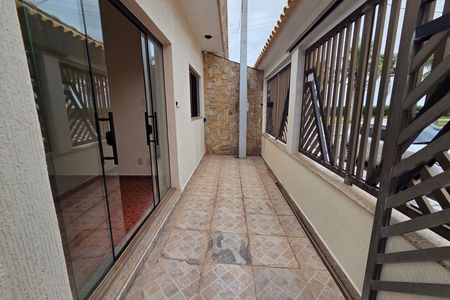 Casa para alugar com 70m², 2 quartos e 2 vagas Casa para alugar com 70m², 2 quartos e 2 vagasQuintal