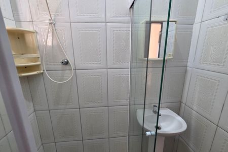 Casa para alugar com 70m², 2 quartos e 2 vagas Casa para alugar com 70m², 2 quartos e 2 vagasBanheiro