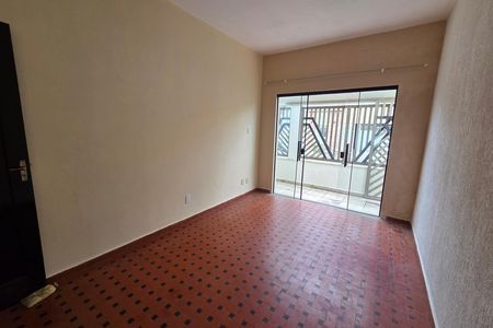 Casa para alugar com 70m², 2 quartos e 2 vagas Casa para alugar com 70m², 2 quartos e 2 vagasSala