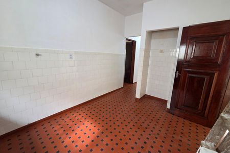 Casa para alugar com 70m², 2 quartos e 2 vagas Casa para alugar com 70m², 2 quartos e 2 vagasCozinha