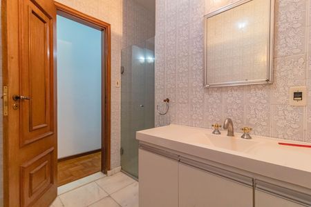 Casa à venda com 166m², 3 quartos e 2 vagas