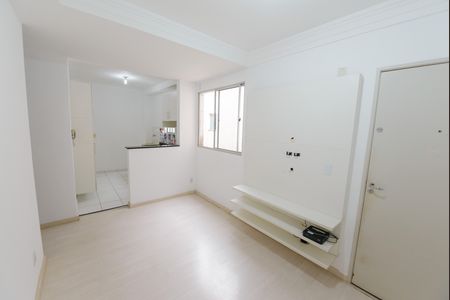 Sala de apartamento para alugar com 2 quartos, 45m² em Parque Senhor do Bonfim, Taubaté